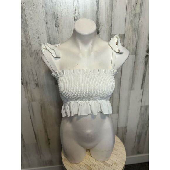 White top - Picture 1 of 5